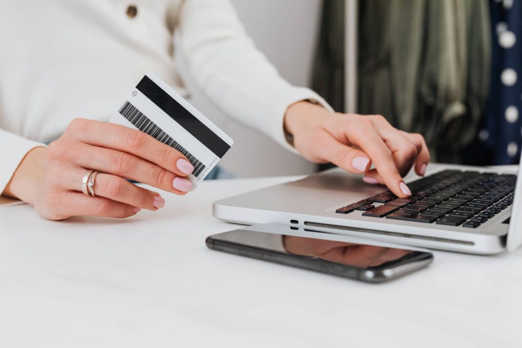 How to Shop US Retailers and Ship Internationally in 2026: The Complete Guide for International Shoppers 2 personal shopper